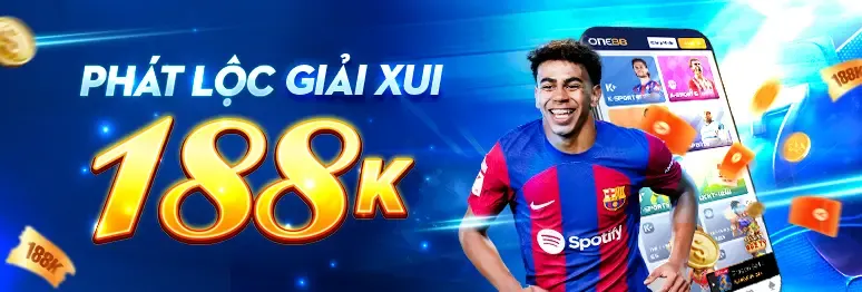 Hình ảnh một người chơi đang nghiên cứu chiến thuật Baccarat